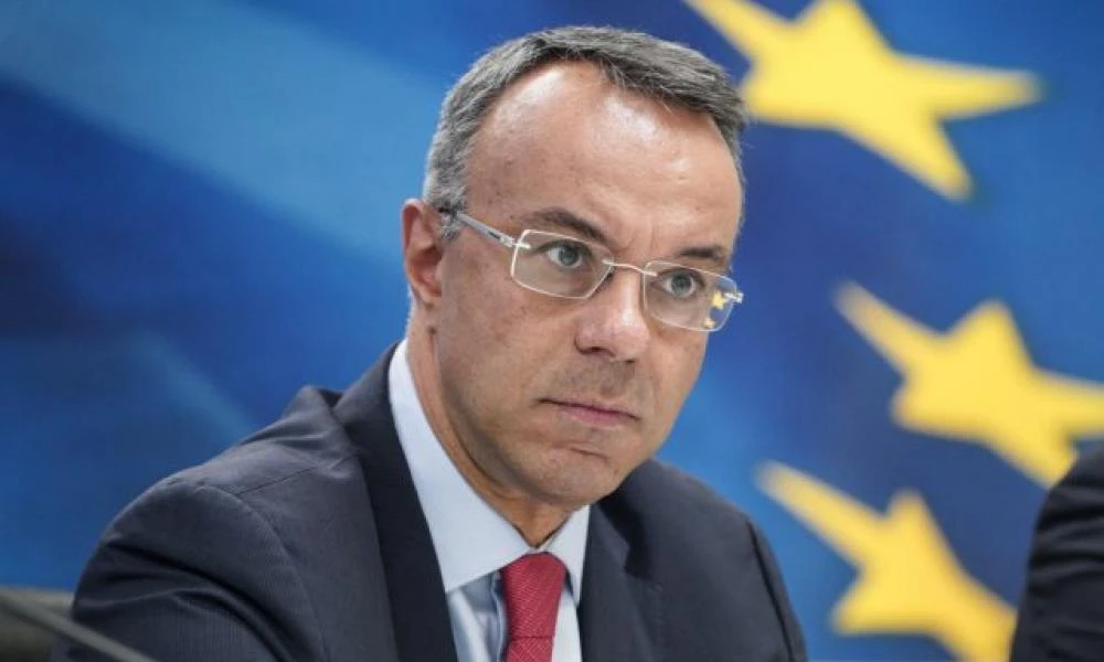 Σταϊκούρας: Δε θα υπάρξει μείωση του ειδικού φόρου κατανάλωσης στα καύσιμα - Τι είπε για το ενδεχόμενο πρόωρων εκλογών